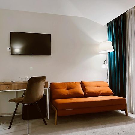 Epigraph Design Kosher Hotel Тбілісі Екстер'єр фото