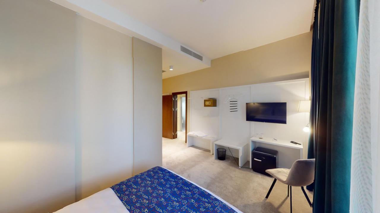 Epigraph Design Kosher Hotel Тбілісі Екстер'єр фото